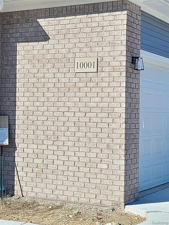 10001 Quarry Ridge Road Clarkston, MI 48346 - Photo 5 of 51