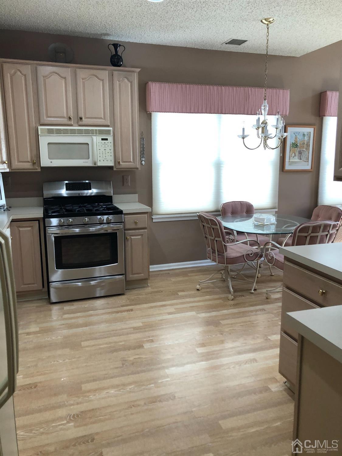 48 Chichester Road Monroe Township, NJ 08831 - Photo 13 of 25 Gallery Image 13