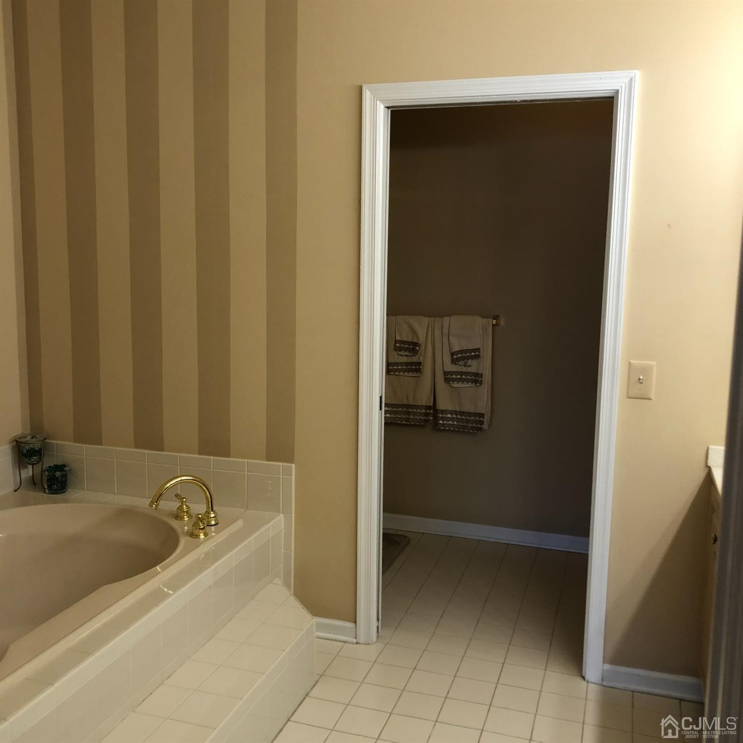 48 Chichester Road Monroe Township, NJ 08831 - Photo 17 of 25 Gallery Image 17