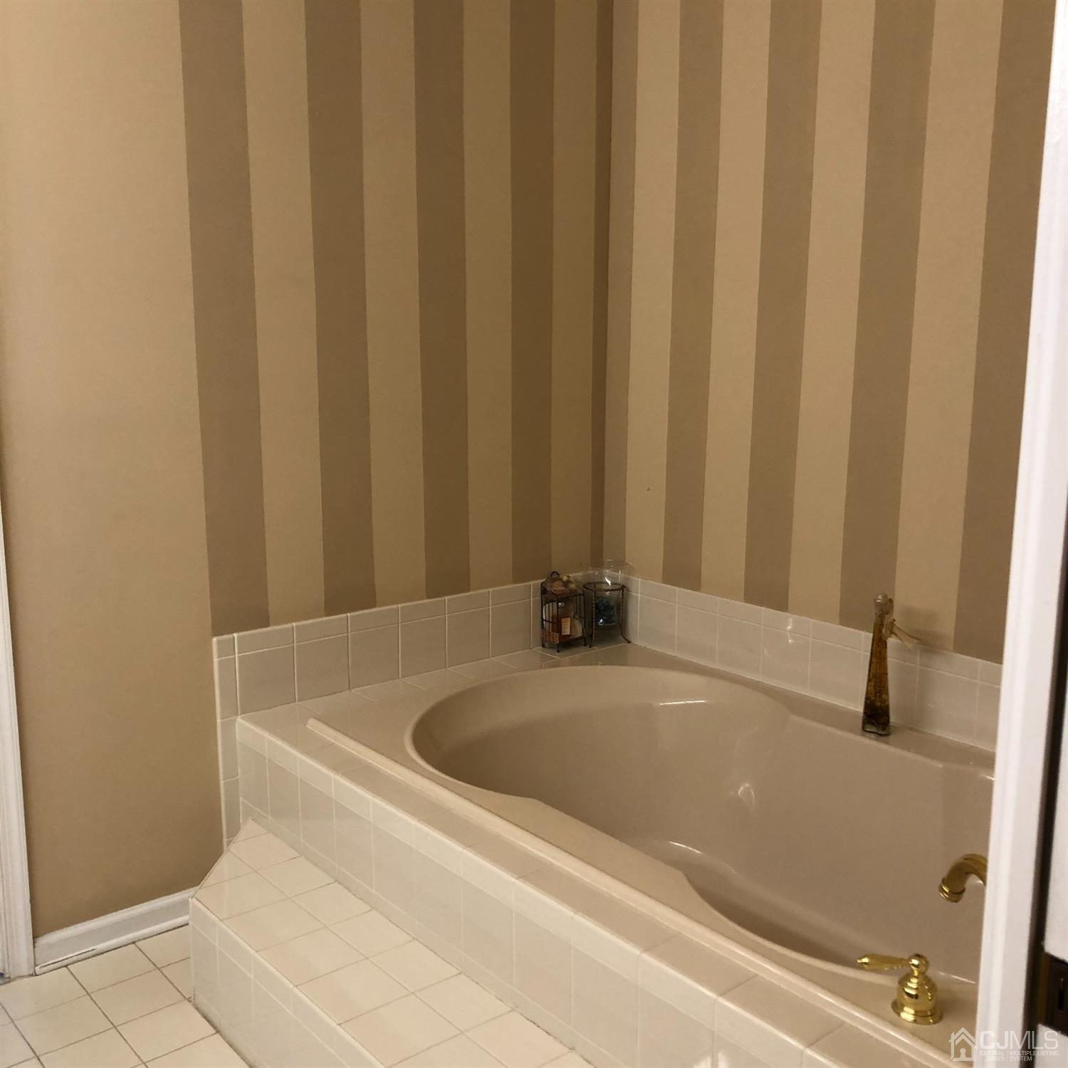 48 Chichester Road Monroe Township, NJ 08831 - Photo 18 of 25 Gallery Image 18