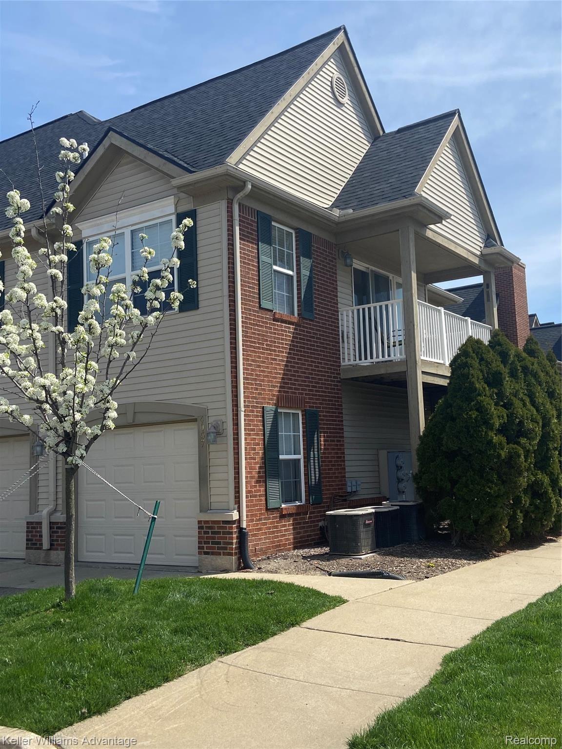 4057 Hampton Ridge Boulevard Howell, MI 48843 - Photo 2 of 25 4057 Hampton Ridge
