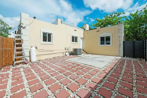 $2,800 | 1199 Northwest 121st Street, North Miami, FL 33168
