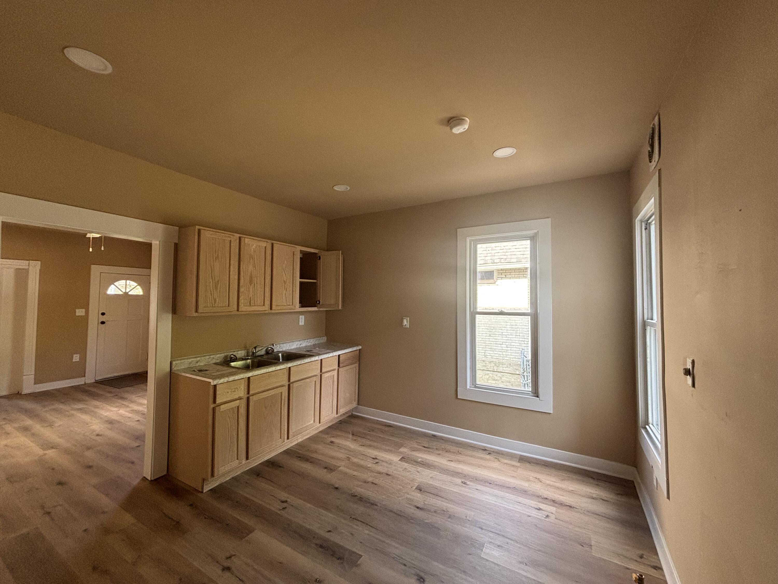2415 Prospect Street Racine, WI 53404 - Photo 16 of 33 KITCHEN LOWER