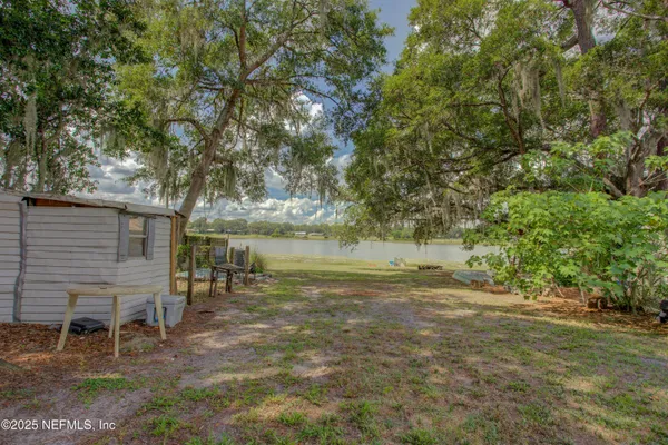 $297,500 | 7861 State Road 21, Keystone Heights, FL 32656