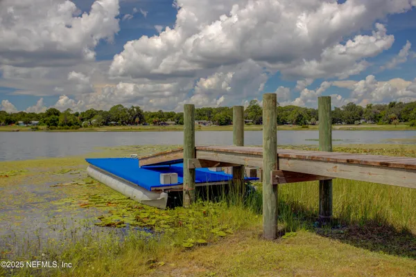 $297,500 | 7861 State Road 21, Keystone Heights, FL 32656