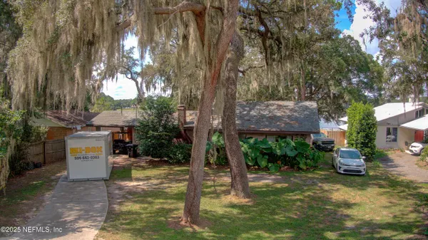 a picture of a door of the house