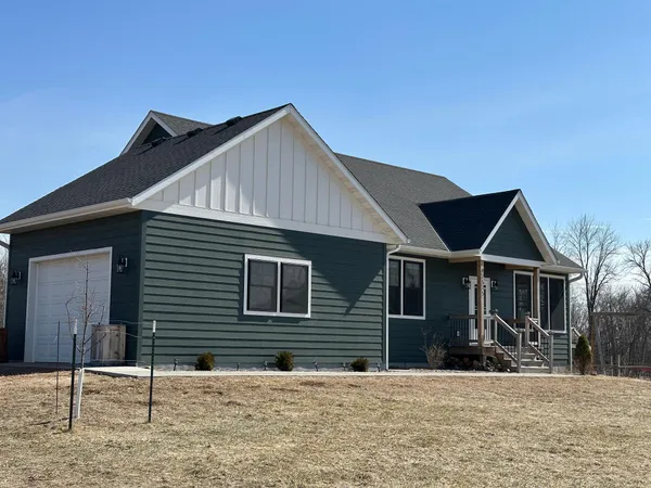 $625,000 | 47575 River Road, Harris, MN 55032