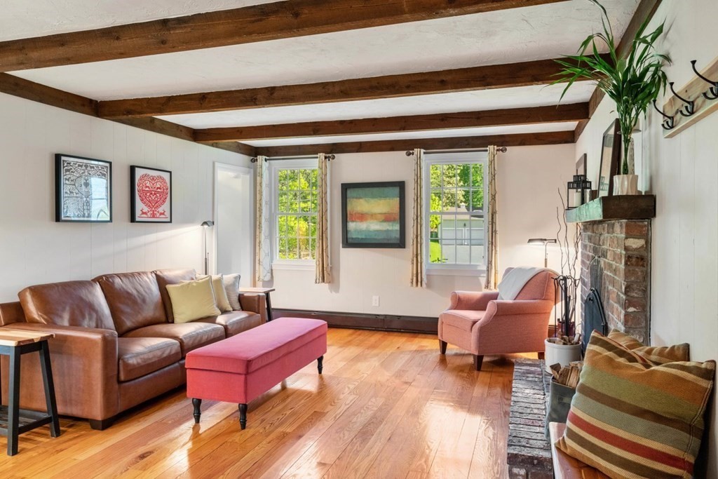 16 Ridge Road Walpole, MA 02081 - Photo 11 of 37 Gallery Image 11