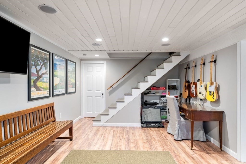 16 Ridge Road Walpole, MA 02081 - Photo 26 of 37 Gallery Image 26