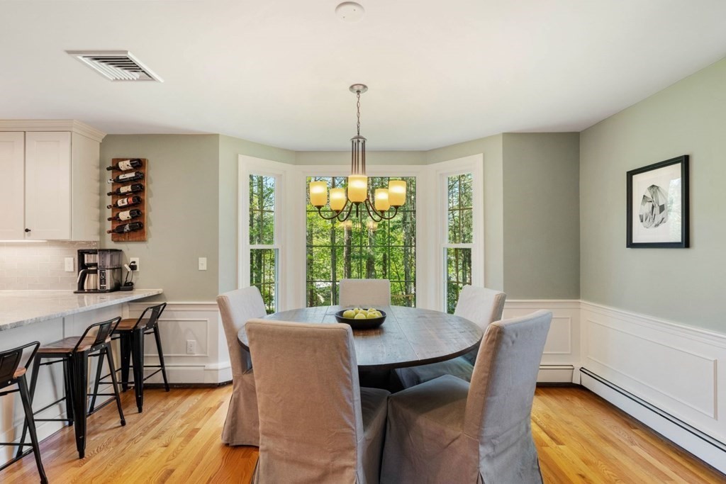 16 Ridge Road Walpole, MA 02081 - Photo 5 of 37 Gallery Image 5