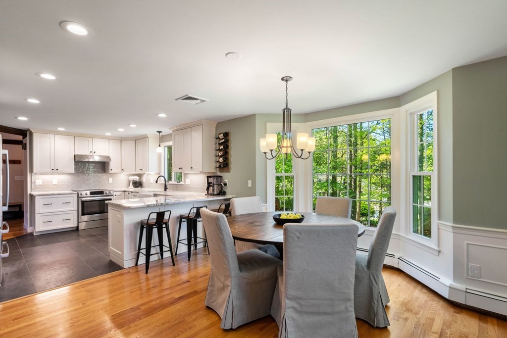 16 Ridge Road Walpole, MA 02081 - Photo 6 of 37 Gallery Image 6