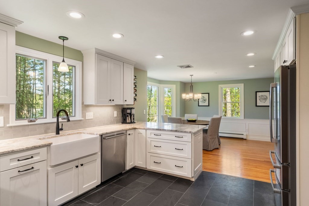16 Ridge Road Walpole, MA 02081 - Photo 7 of 37 Gallery Image 7