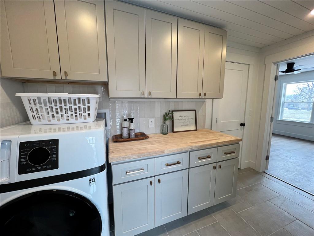 1006 Edgewood Road New Kensington, PA 15068 - Photo 13 of 47