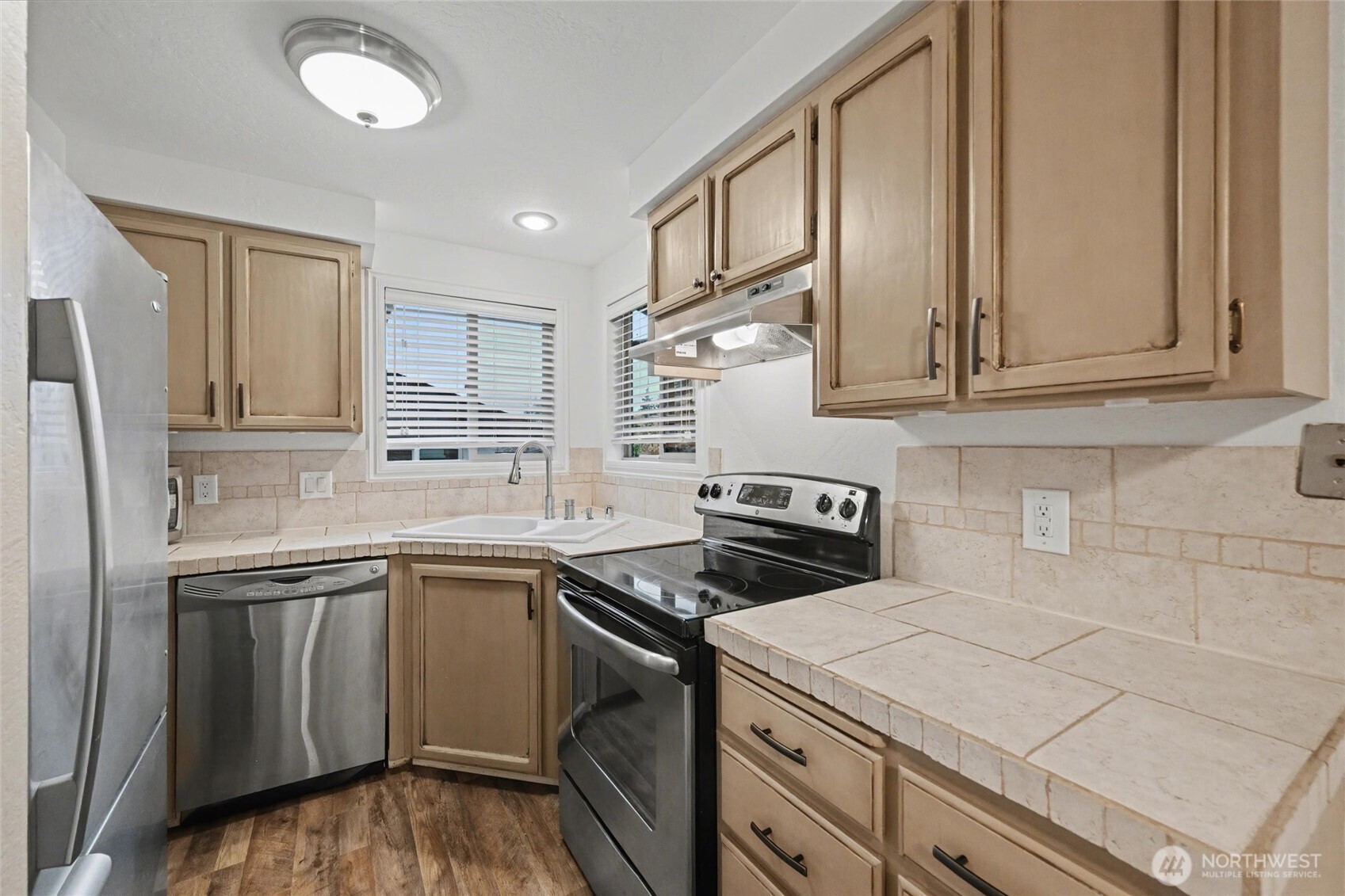 2918 Sylvan Street, Unit 103 Bellingham, WA 98226 - Photo 4 of 37