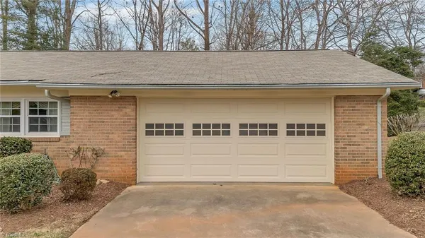 $329,900 | 132 Kerry Lane, Wilkesboro, NC 28697