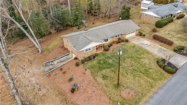 $329,900 | 132 Kerry Lane, Wilkesboro, NC 28697