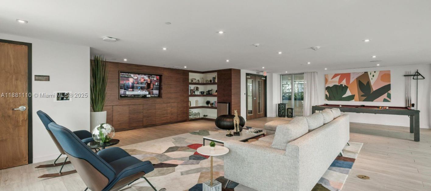 591 Evernia Street, Unit B2 West Palm Beach, FL 33401 - Photo 19 of 36