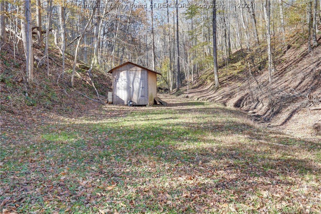 182 Tahoe Road Charleston, WV 25320 - Photo 26 of 27 Gallery Image 26