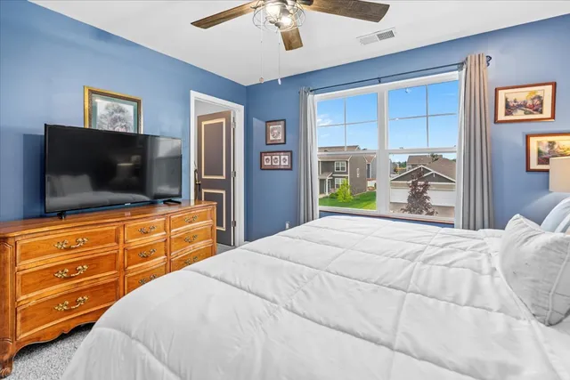 $430,000 | 6904 Spruce Court, Wonder Lake, IL 60097