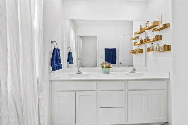 $430,000 | 6904 Spruce Court, Wonder Lake, IL 60097