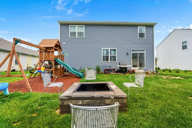 $430,000 | 6904 Spruce Court, Wonder Lake, IL 60097