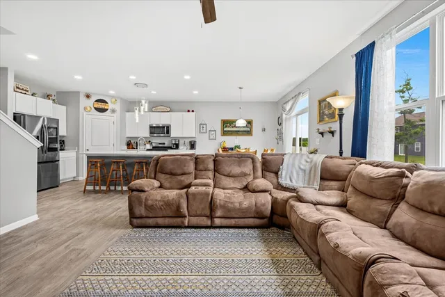 $430,000 | 6904 Spruce Court, Wonder Lake, IL 60097