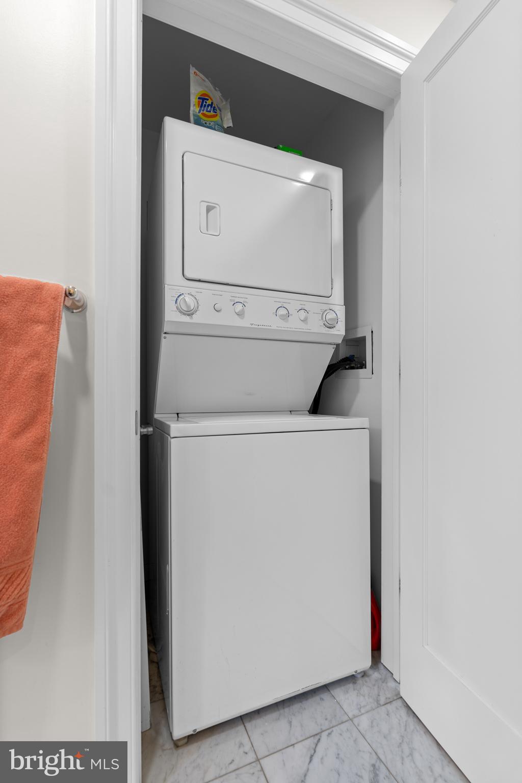 1811 Chestnut Street, Unit 501 Philadelphia, PA 19103 - Photo 17 of 26 a utility room with dryer and washer