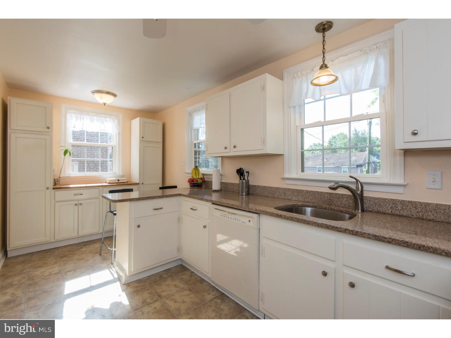 124 Signal Road Drexel Hill, PA 19026 - Photo 8 of 24 Kitchen
