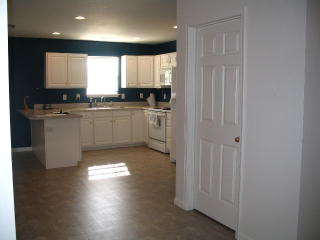 214 Spring Estates Drive Liberty, SC 29657 - Photo 4 of 13 Gallery Image 4