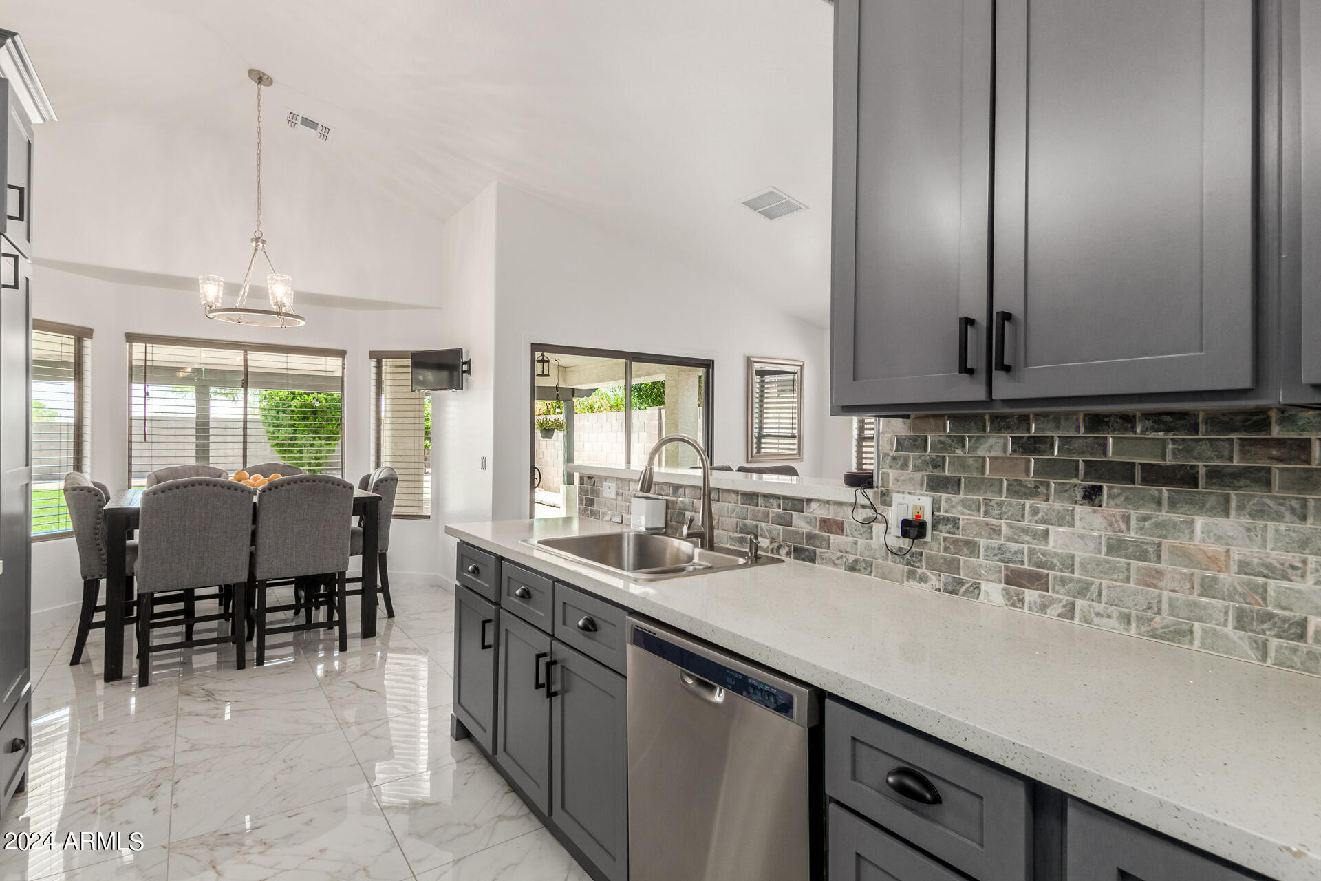 1010 North 90th Circle Mesa, AZ 85207 - Photo 14 of 33 14 - 90th