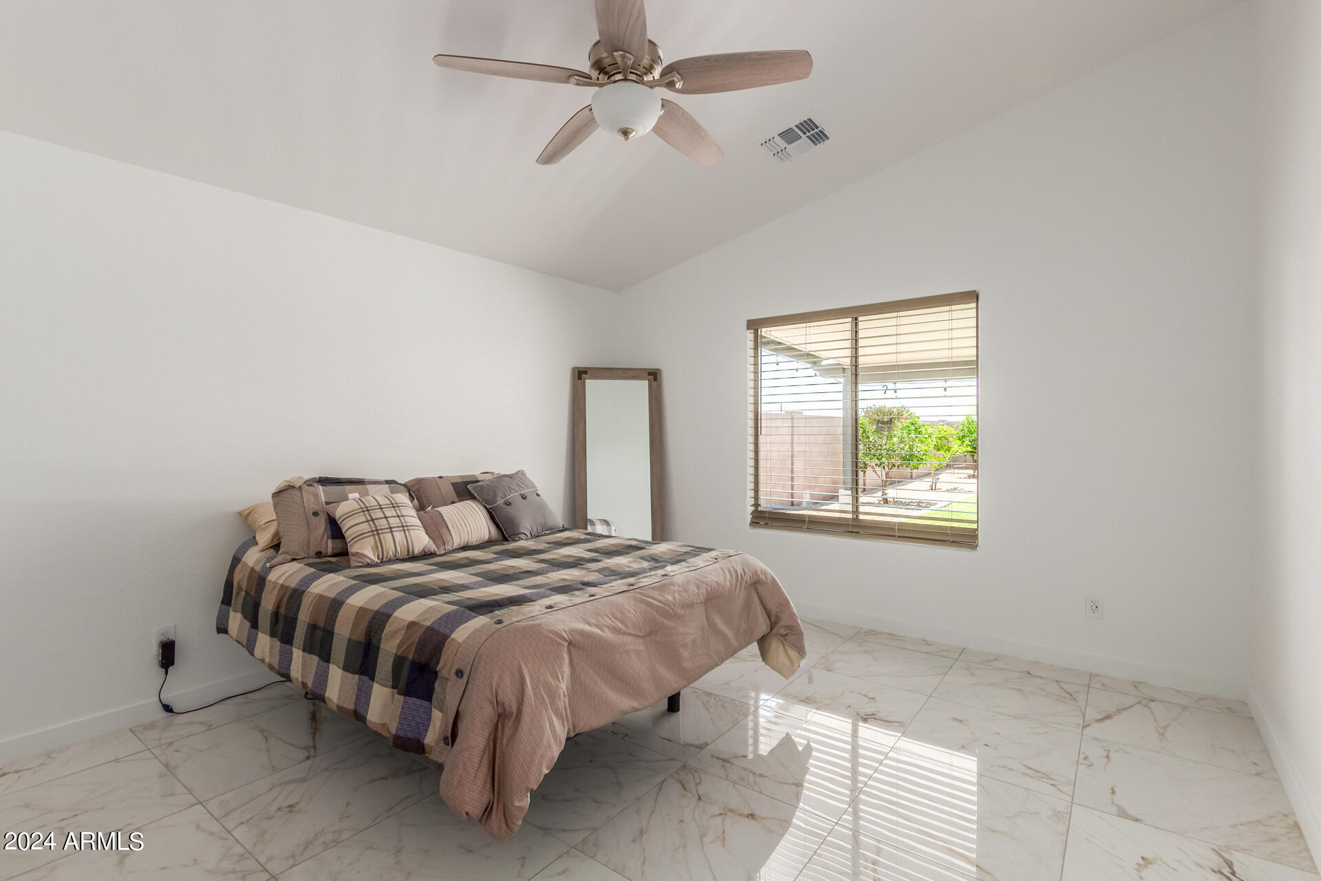 1010 North 90th Circle Mesa, AZ 85207 - Photo 15 of 33 15 - 90th