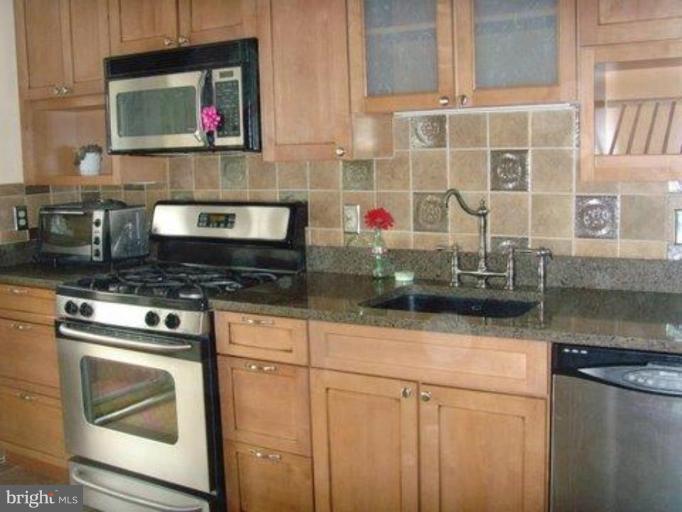 3504 White Chapel Road Baltimore, MD 21215 - Photo 3 of 15 Kitchen #2