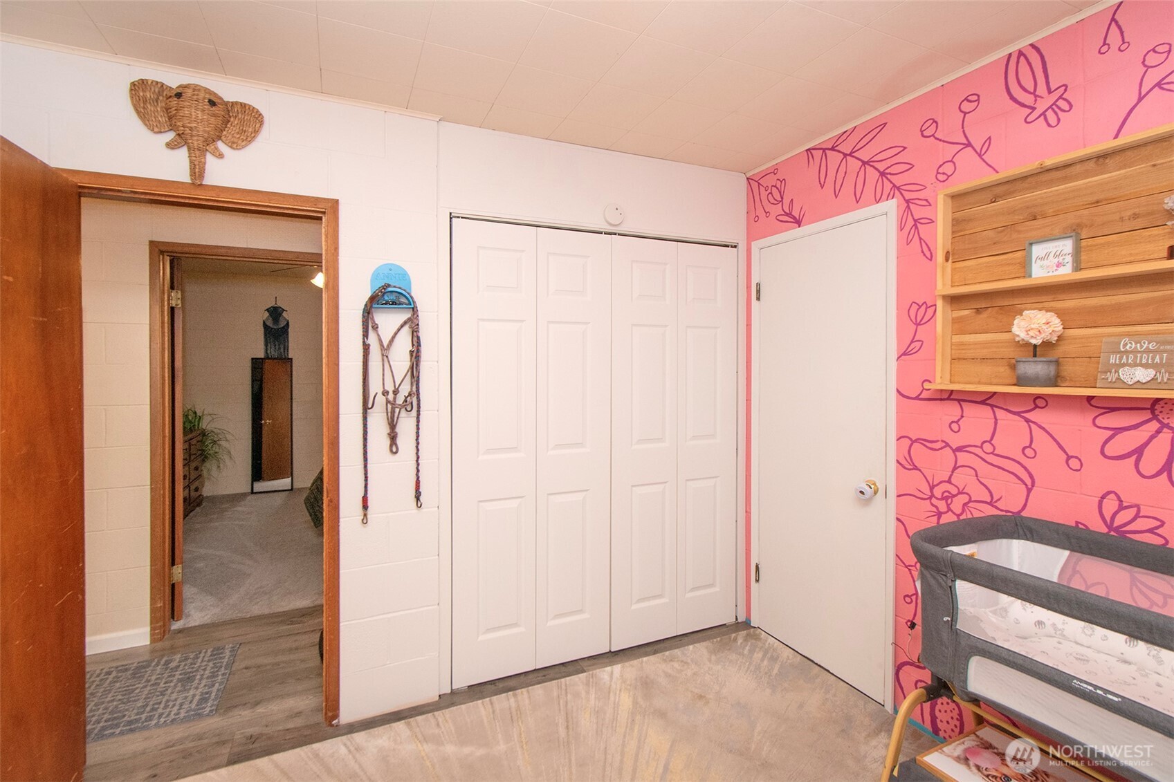 163 Cliff Robinson Lane Sequim, WA 98382 - Photo 24 of 40 wooden floor in an empty room