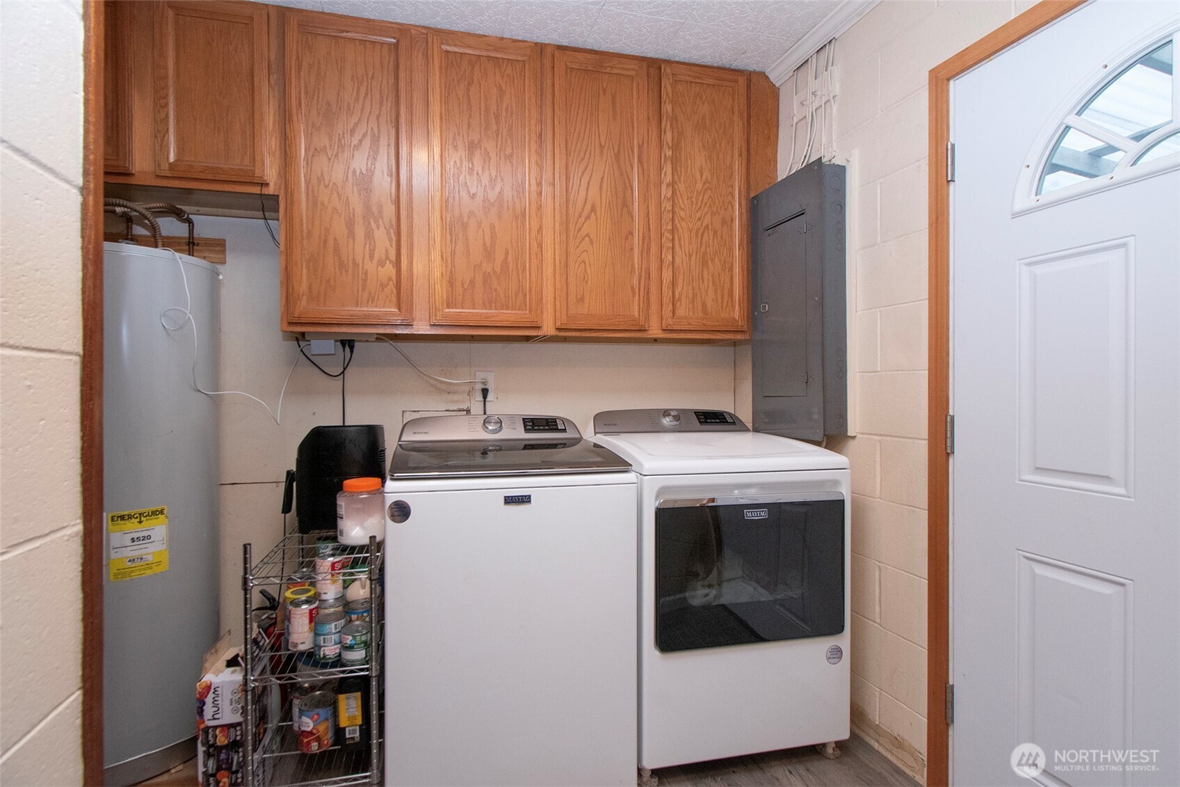 163 Cliff Robinson Lane Sequim, WA 98382 - Photo 25 of 40 a utility room with dryer and washer