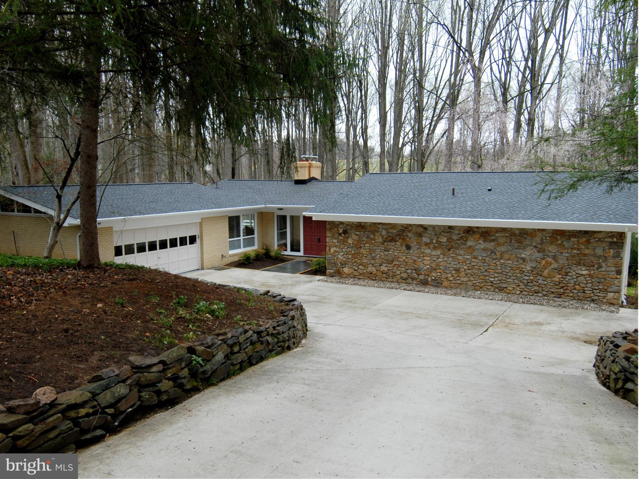 17919 Pond Road Ashton, MD 20861 - Photo 1 of 30 Exterior (Front)