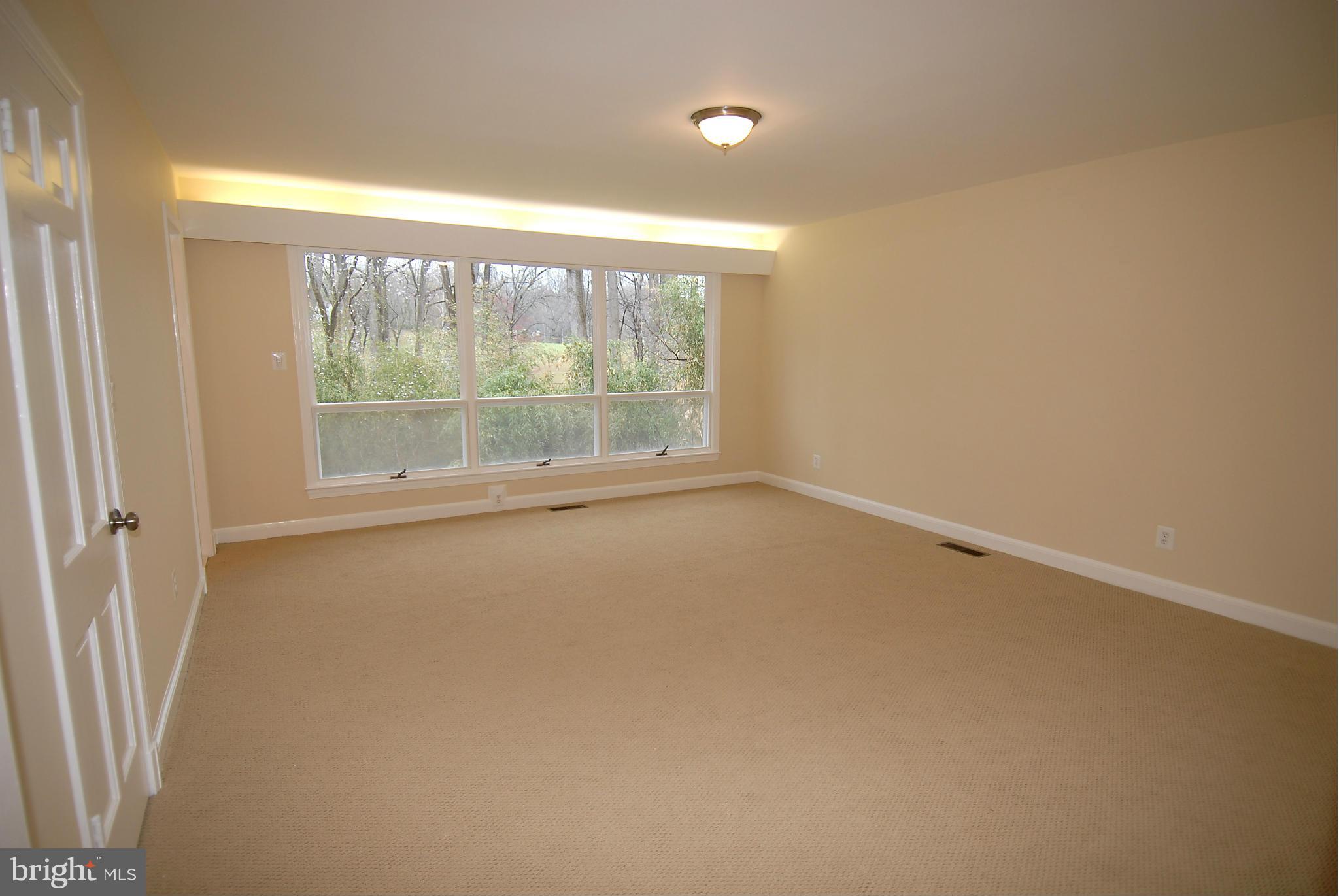 17919 Pond Road Ashton, MD 20861 - Photo 14 of 30 Master Bedroom