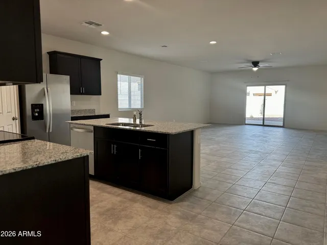 $1,895 | 25272 West Chanute Pass, Buckeye, AZ 85326