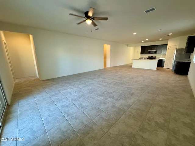 $1,895 | 25272 West Chanute Pass, Buckeye, AZ 85326