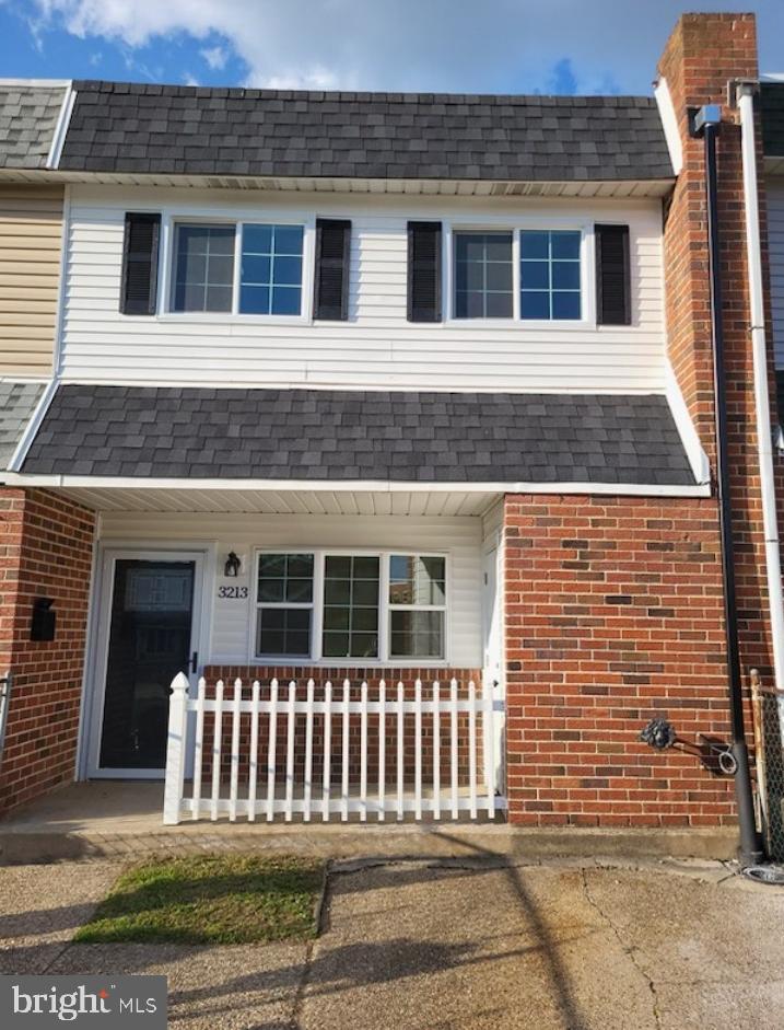 3213 Fairdale Road Philadelphia, PA 19154 - Photo 2 of 46 Gallery Image 2