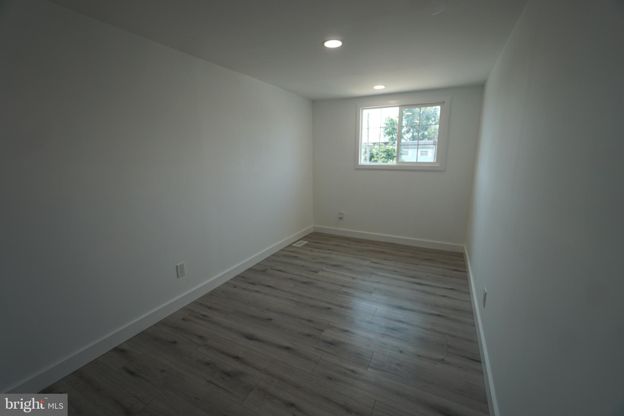 3213 Fairdale Road Philadelphia, PA 19154 - Photo 30 of 46 Bedroom 1