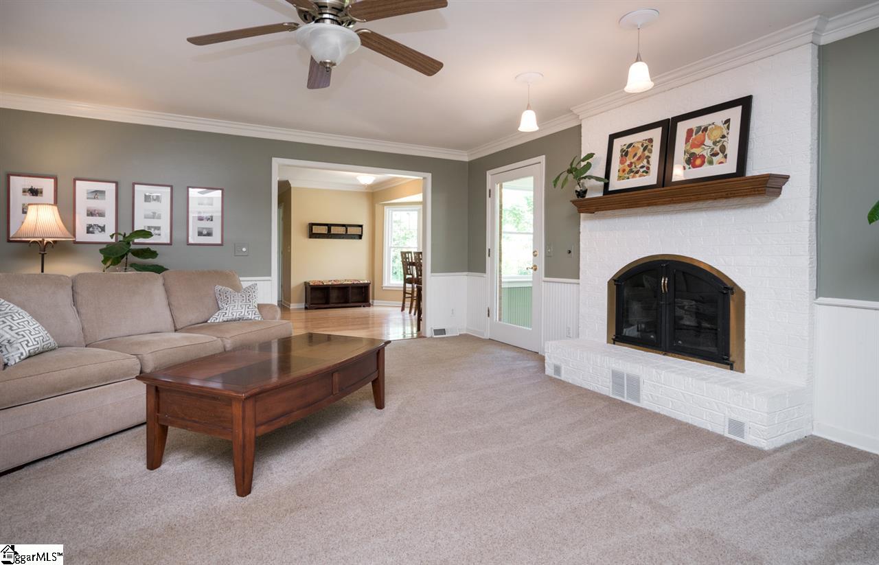 114 Brandon Way Simpsonville, SC 29681 - Photo 4 of 35 Gallery Image 4