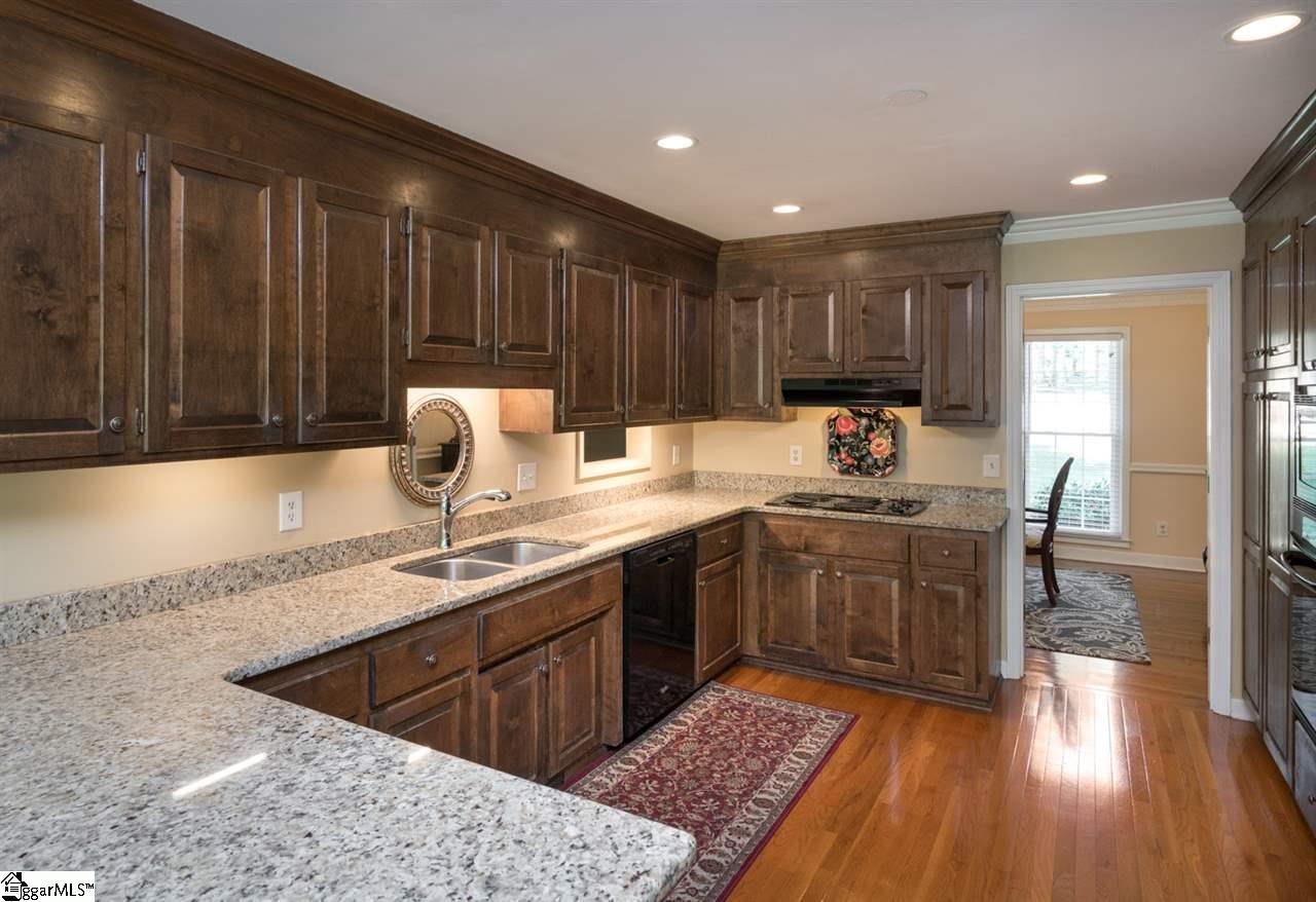 114 Brandon Way Simpsonville, SC 29681 - Photo 6 of 35 Gallery Image 6