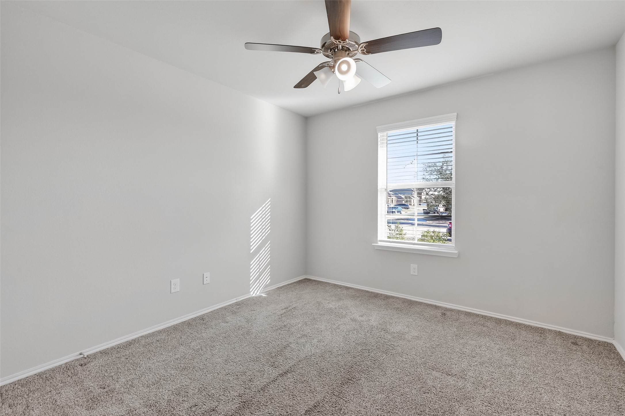 831 Petunia Falls Lane Rosharon, TX 77583 - Photo 17 of 25 Second Bedroom