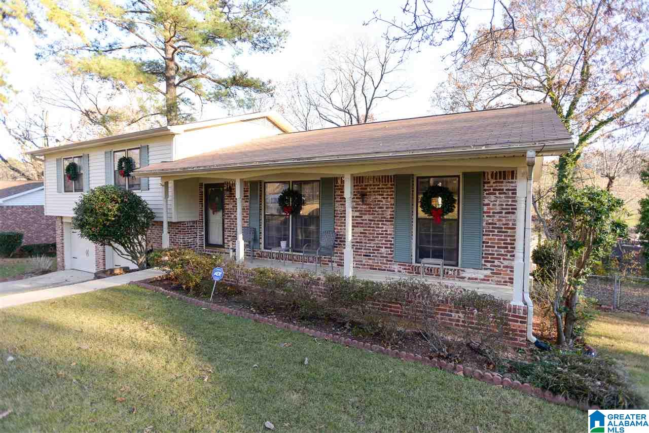1233 Old Oak Road Birmingham, AL 35235 - Photo 5 of 44