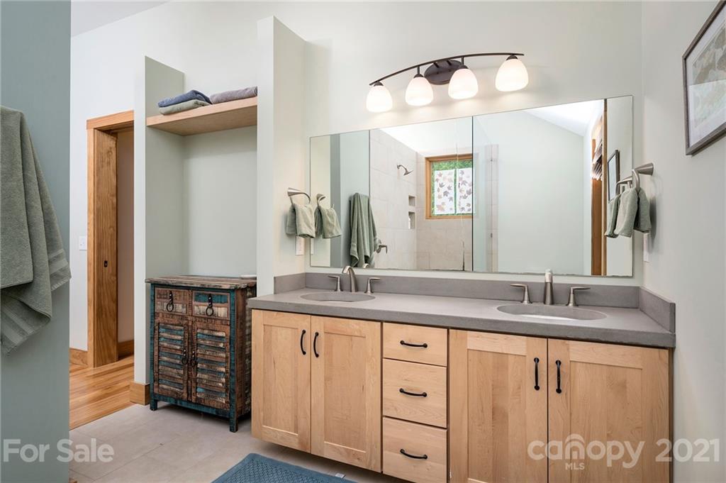 43 Pinecroft Road Asheville, NC 28804 - Photo 14 of 32 Gallery Image 14