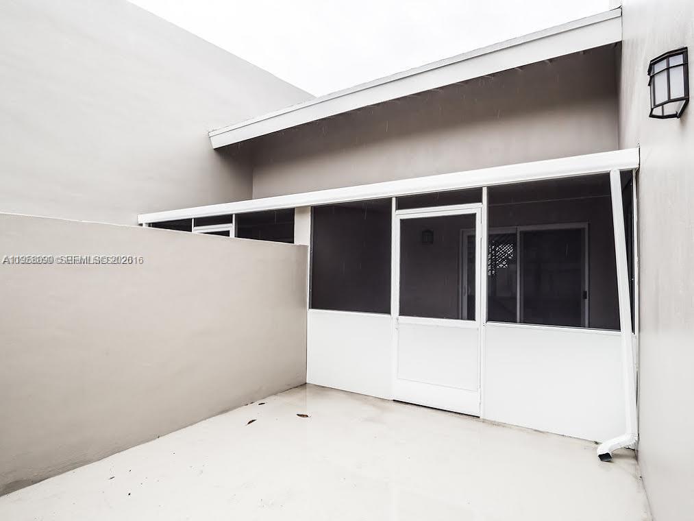 8940 Southwest 95th Avenue Miami, FL 33176 - Photo 19 of 21 a view of an empty room