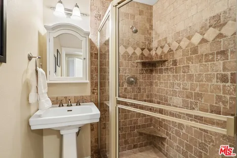 $605,000 | 22222 Horizon Place, Chatsworth, CA 91311