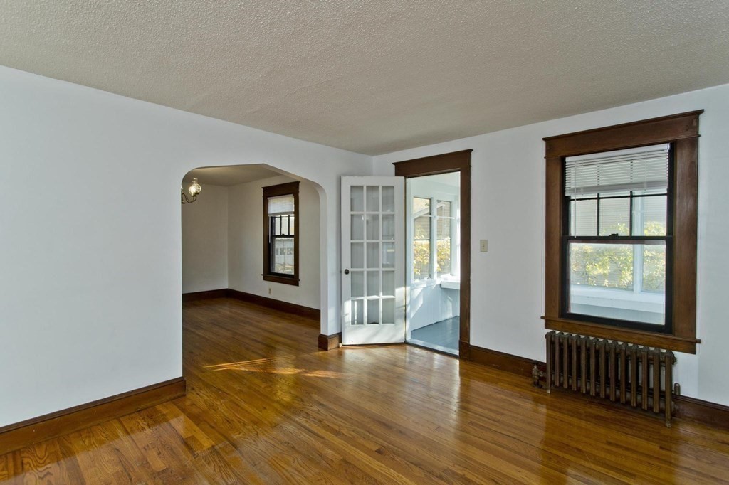 1003 Allen Street Springfield, MA 01118 - Photo 12 of 25