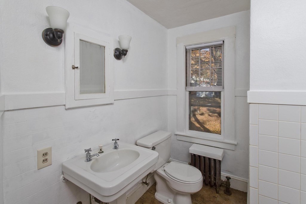 1003 Allen Street Springfield, MA 01118 - Photo 19 of 25