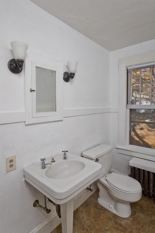 1003 Allen Street Springfield, MA 01118 - Photo 21 of 25